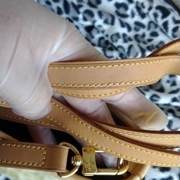 Louis Vuitton Yellow and Tan Monogram Crossbody Bag - Picture 7 of 16